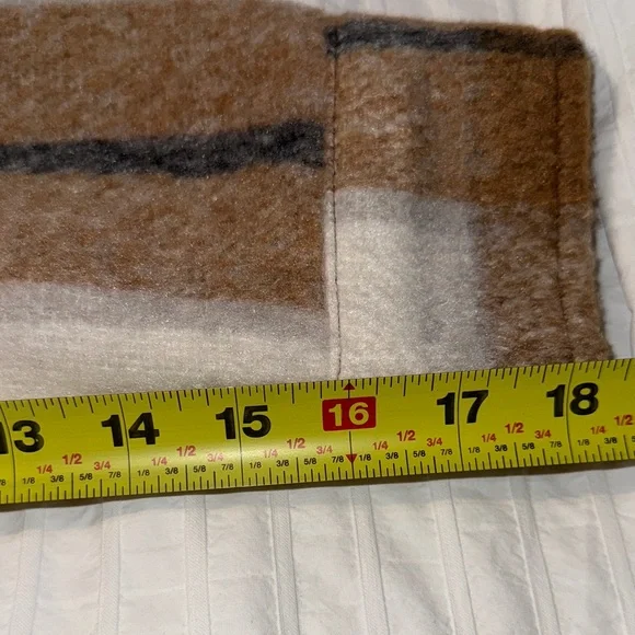 Avec Les Filles Tan and White Plaid Utility Jacket - Picture 12 of 13